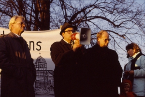1989-11-25-GrzÖffngDemo-1080px-HS
