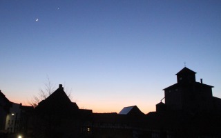 Hainertor-am-Abend-mit-Saturn-1080