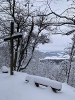 Kreuz-im-Schnee